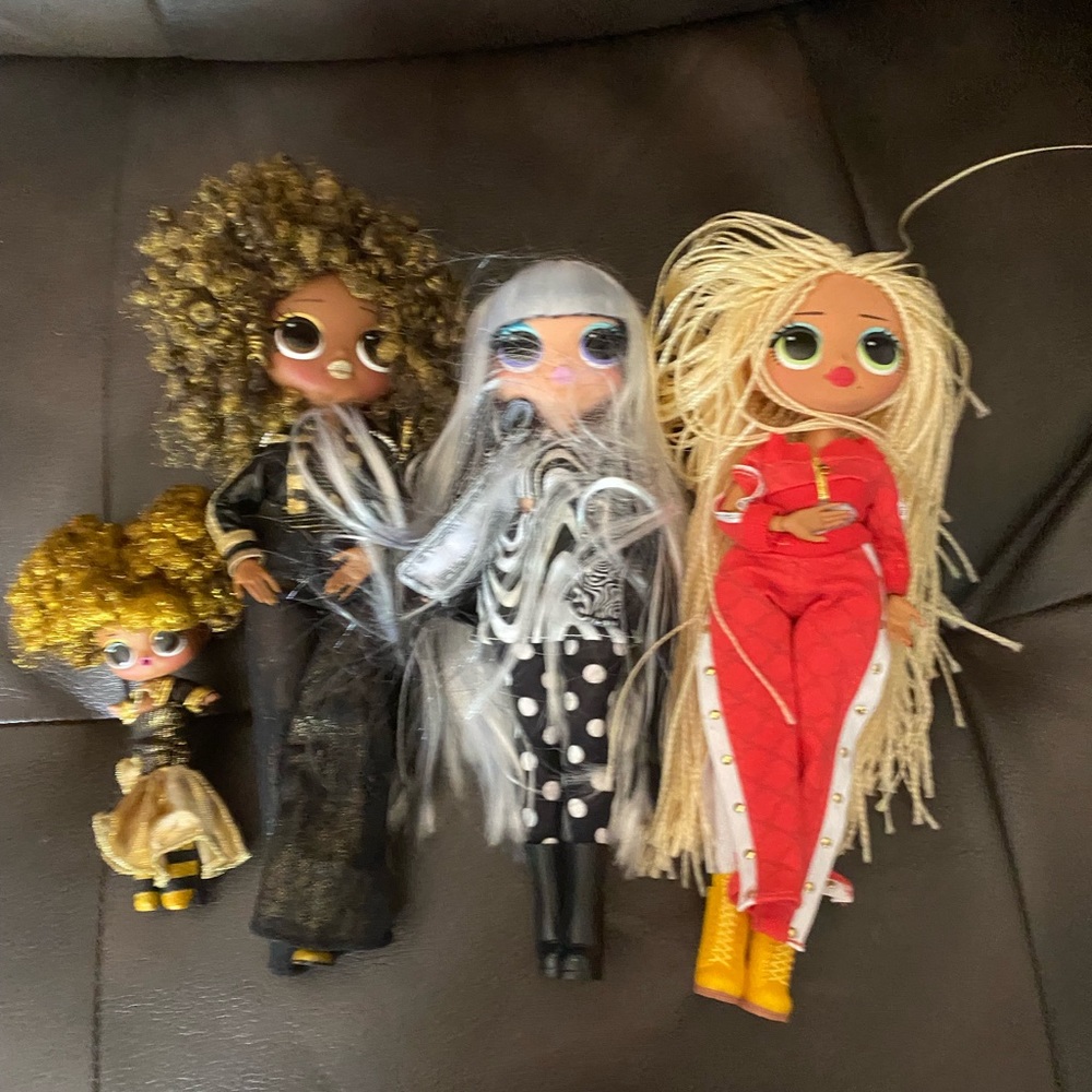 Lol doll lot: never played with
